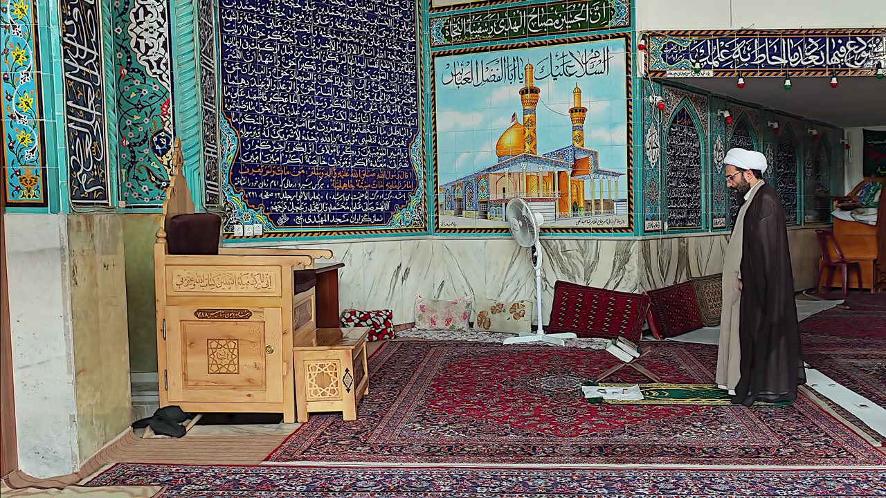 Camide Namaz Kılan Müslüman Din Adamı