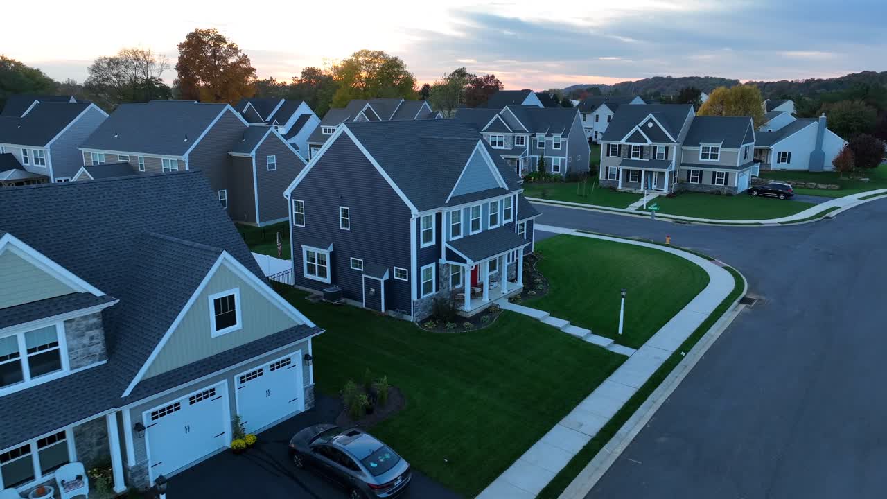 nuevo vecindario en los suburbios de ee.uu.