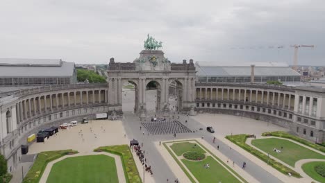 Park-Zum-50-jährigen-Jubiläum,-Brüssel,-Belgien