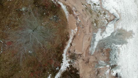 Luftaufnahme-Des-Sandstrandes-In-Ustka-Im-Winter