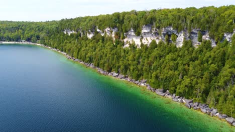 frontal traveling in an area of great environmental preservation in georgian bay, ontario, canada