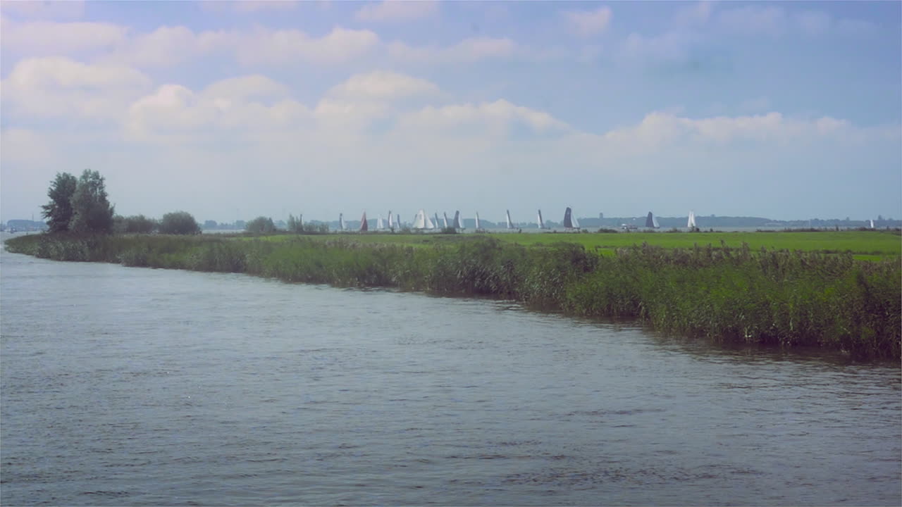 항해 보트 가 있는 목자 들 의 시골