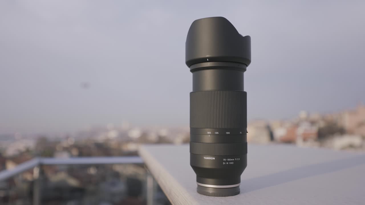 objetivo tanron 70-180 mm f/7.3