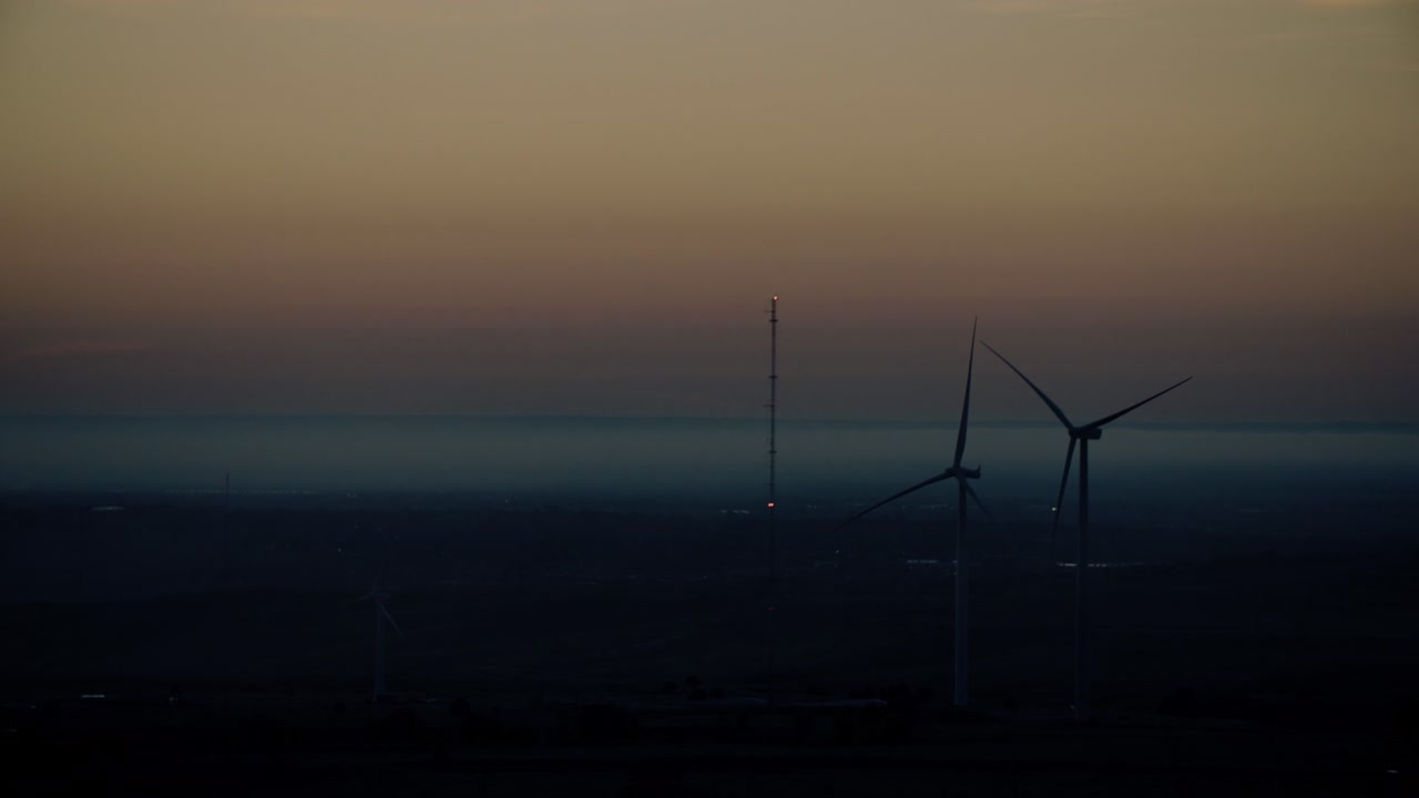 풍력 발전소 녹색 에너지 전환 환경 일출 타임  ⁇ 스, 에너지 전환의 새벽, 화석 연료 위기 해결책은 지속 가능한 에너지원, 풍력 터빈 농장, 타임  ⁇ 스
