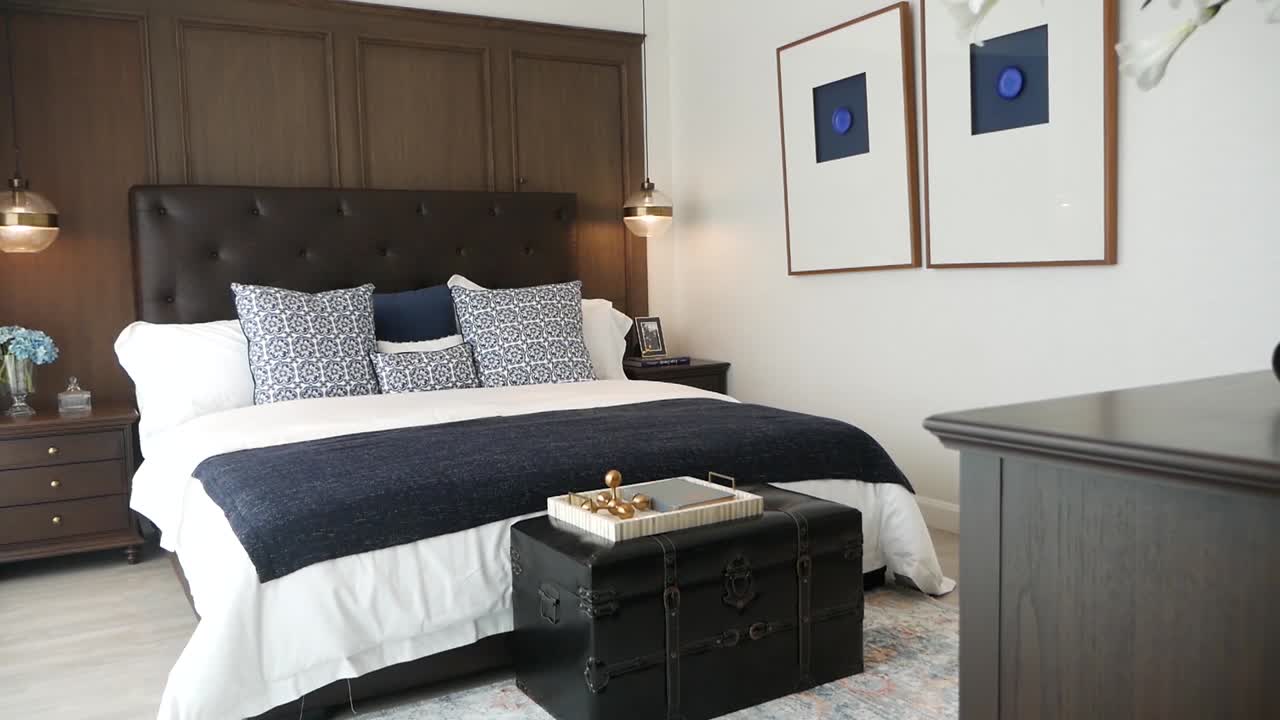 dormitorio con muebles elegantes y con estilo diseño de interiores