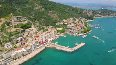 意大利的波多維內雷 (portovenere) 海岸的空中4k影像