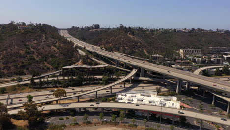 commuters drive on san diego freeways