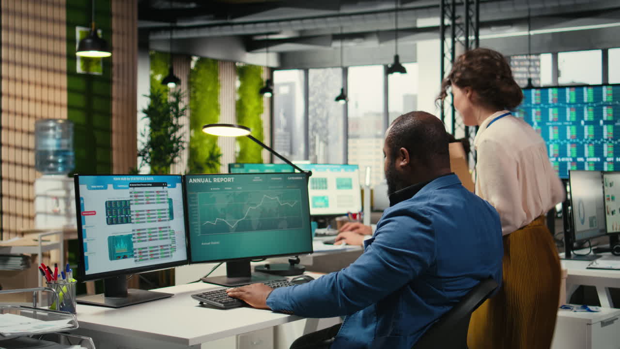 Vertical Video Female colleague bringing documents folders for general manager
