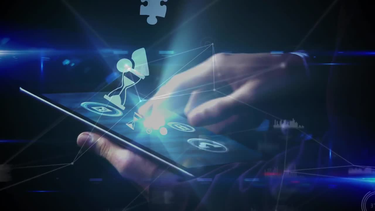 animación del procesamiento de datos sobre un hombre de negocios caucásico que usa una tableta