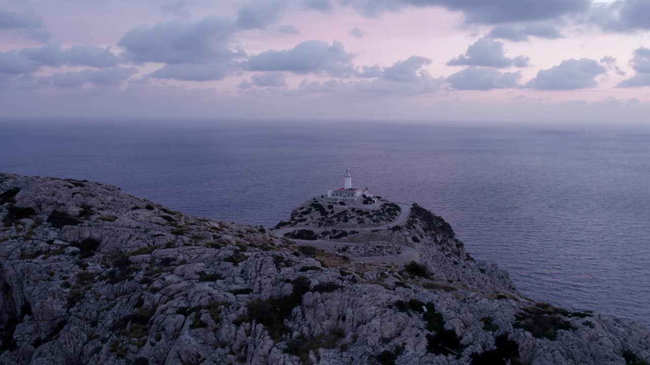 Alba sul faro di Cap Formentor, Maiorca