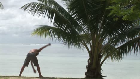 Stock-Footage-Einer-Tropischen-Insel