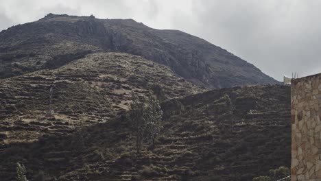 Huacaya-inca-andenes-and--mountain-4k