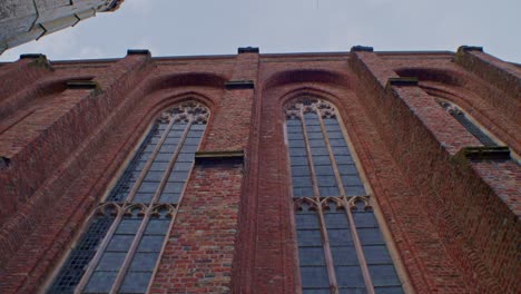 arquitectura de capilla de la catedral de estilo tradicional holandés en los países bajos con diseño de arte auténtico y recorrido turístico