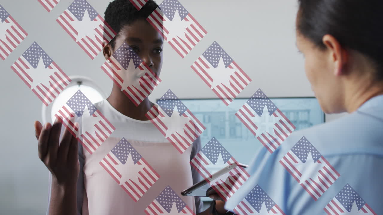 animación de la bandera de ee.uu. sobre diversas personas de negocios en la oficina