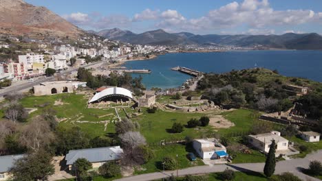 Ciudad-Antigua-Junto-Al-Mar