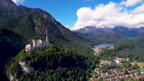 castillo de neuschwanstein alpes bávaros alemania