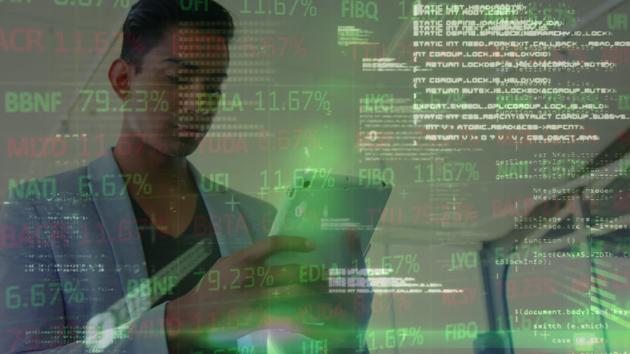 태블릿을 사용하는 두 인종의 사업가에 대한 데이터 처리 애니메이션