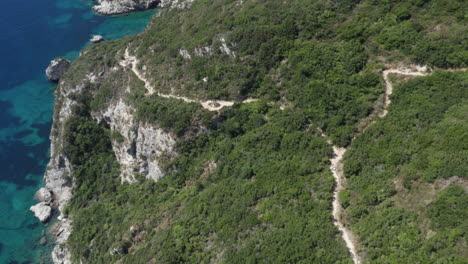 Toma-De-Revelación-Aérea-De-Una-Increíble-Playa-Doble