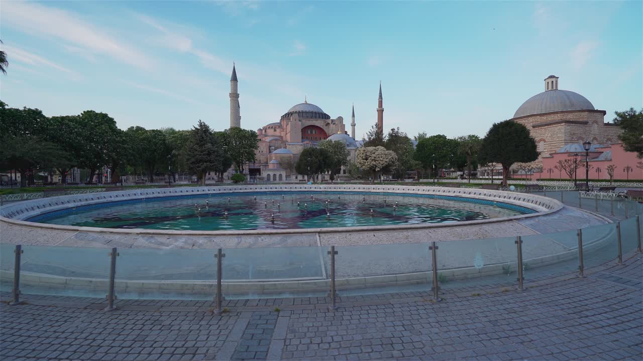 hagia sophia y la plaza sultanahmet en estambul. imágenes en 4k en turquía