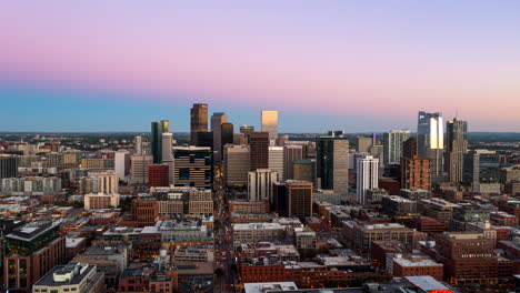 lucht timelapse in denver, colorado bij zonsondergang