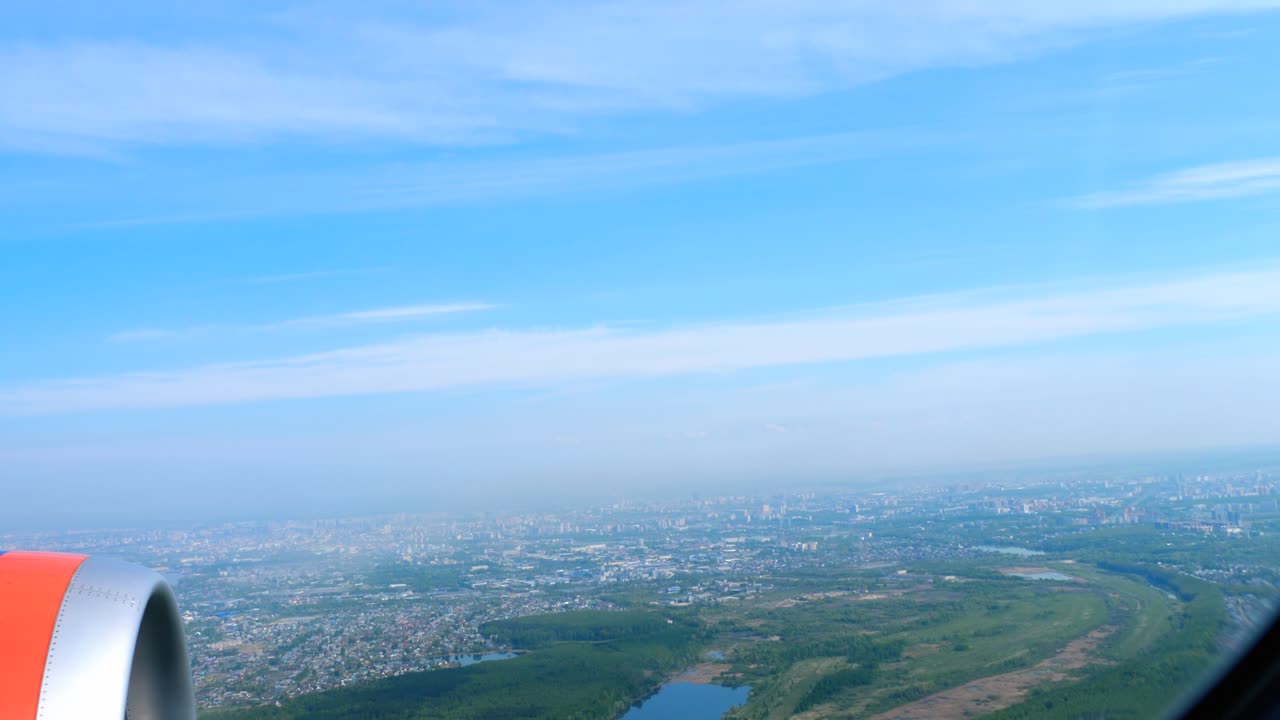 vista aérea desde un avión que desciende