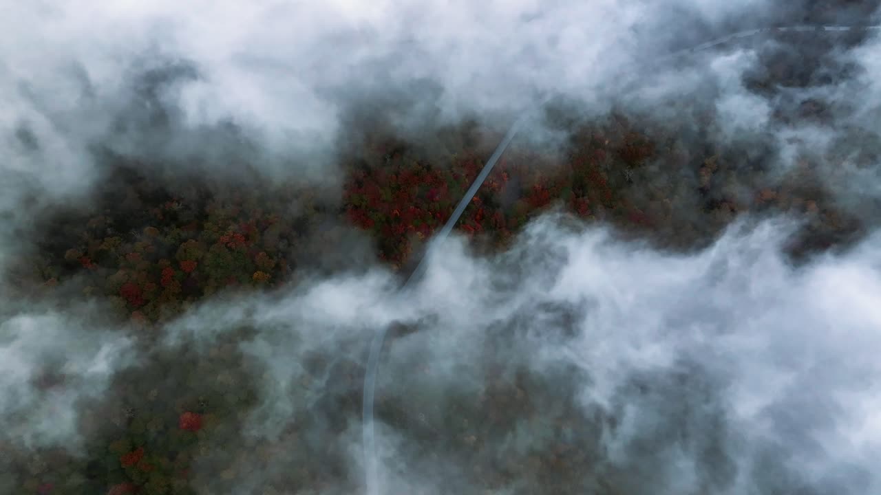 por encima de las nubes blue ridge mountains, carolina del norte
