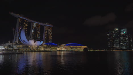 marina bay sands at night