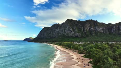 zurückziehen der berge von hawaii und des pazifischen ozeans