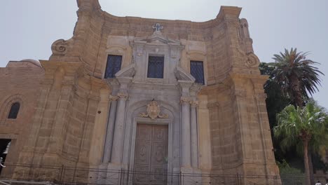 Palermo,-Italia-Iglesia-Catedral-vista-En-Cámara-Lenta