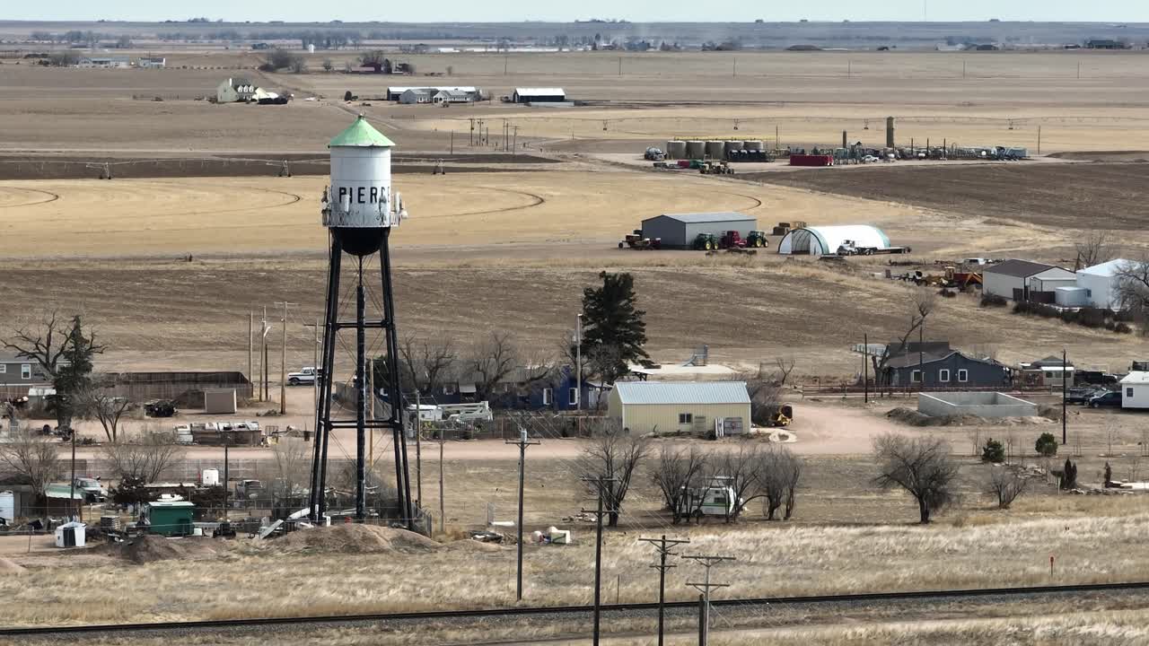 Torre de água de Pierce, Colorado, inverno de 2026
