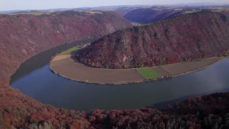 the danube loop and loop of schlogen a huge meander in the gigantic river