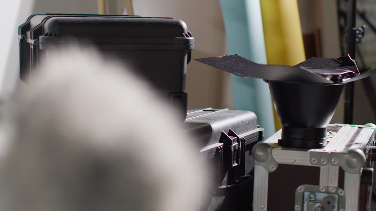 필름 카메라, 조명 및 사운드 녹음 장비, 스튜디오에서 영화 또는 비디오를 위한 비행 케이스