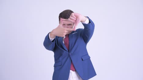 joven y guapo hombre de negocios en traje