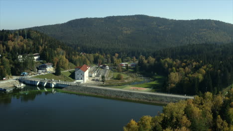 wide aerial shot of the lipno dam