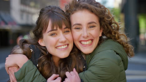 Portrait-of-a-cheerful-sister-kissing-sibling