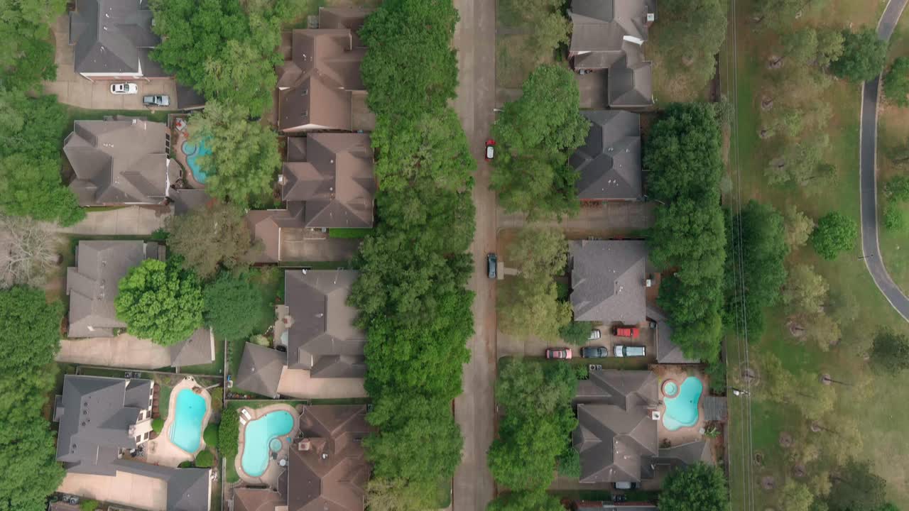 vista aérea de casas acomodadas en houston, texas