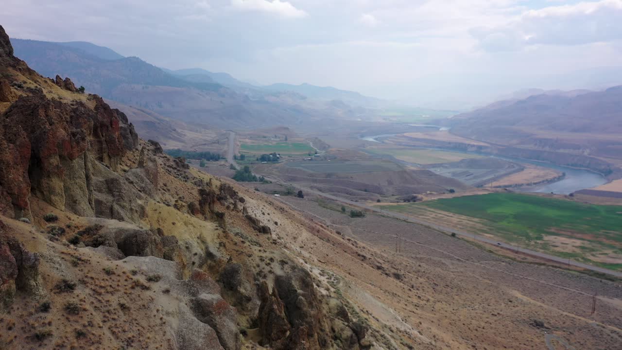 Hoodoos a bordo strada imperdibili vicino a Kamloops e Cache Creek