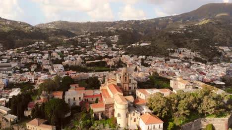 aerial-shot-of-Lipari-island-Rotate-shot,-aeolian-islands,sicily,italy