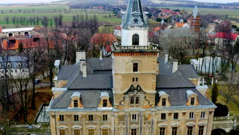 el antiguo castillo de walbrzych, polonia