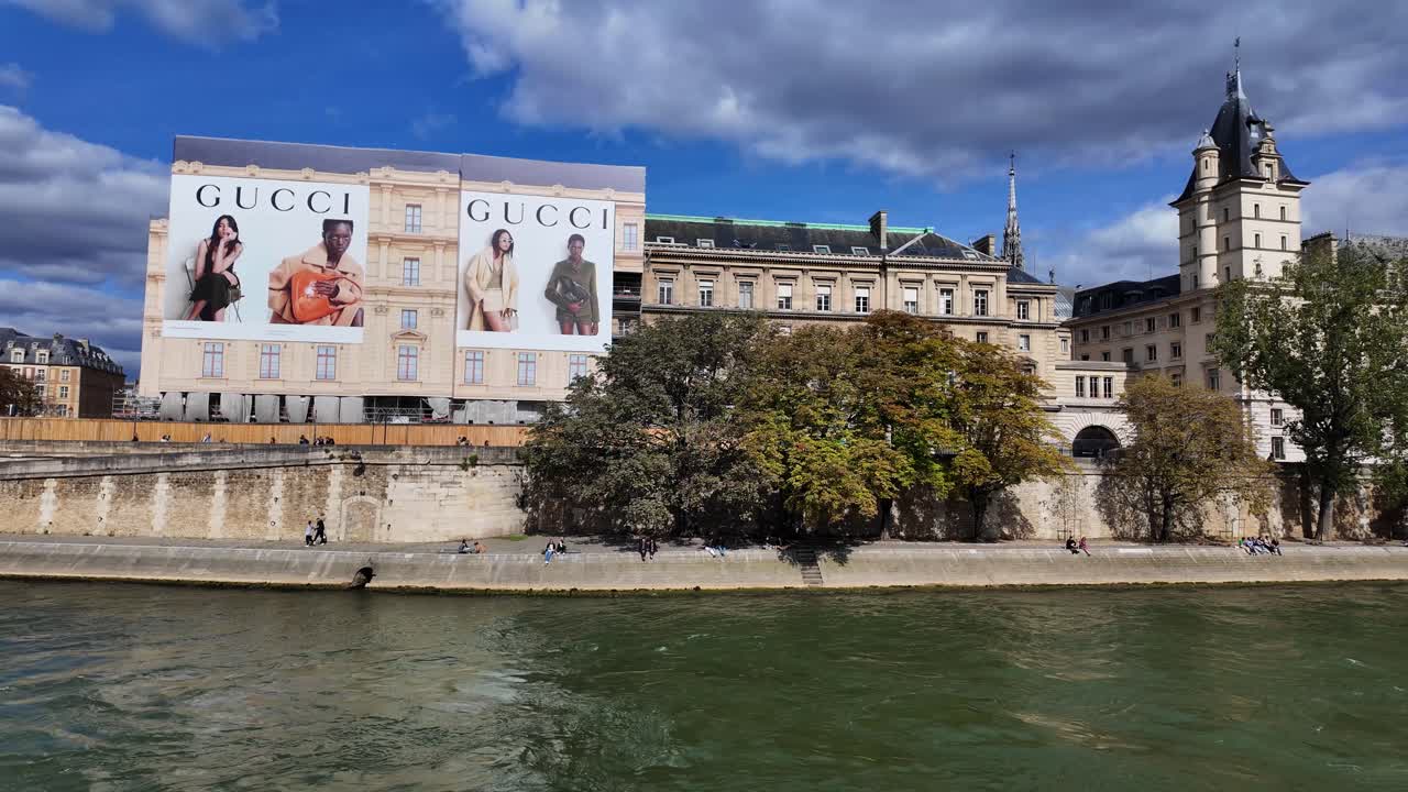 Gucci Billboard in Paris