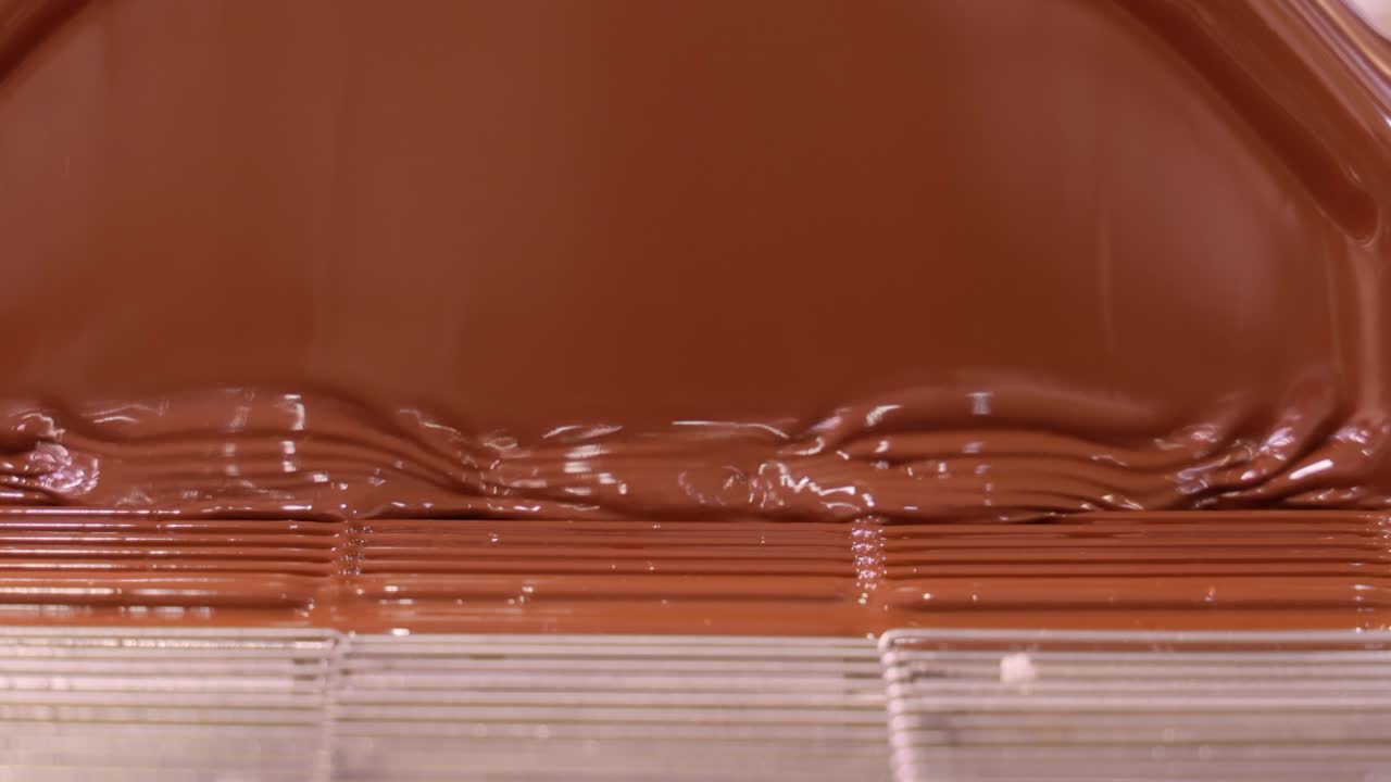 producción de productos de chocolate, máquina para mezclar chocolate.