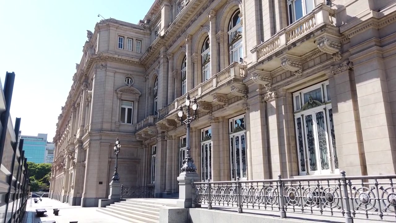 Toma manual del lateral del Teatro Colón, Arquitectura en Buenos Aires, Argentina. Ópera, Hito Histórico.