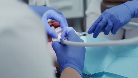 procedimento dentário