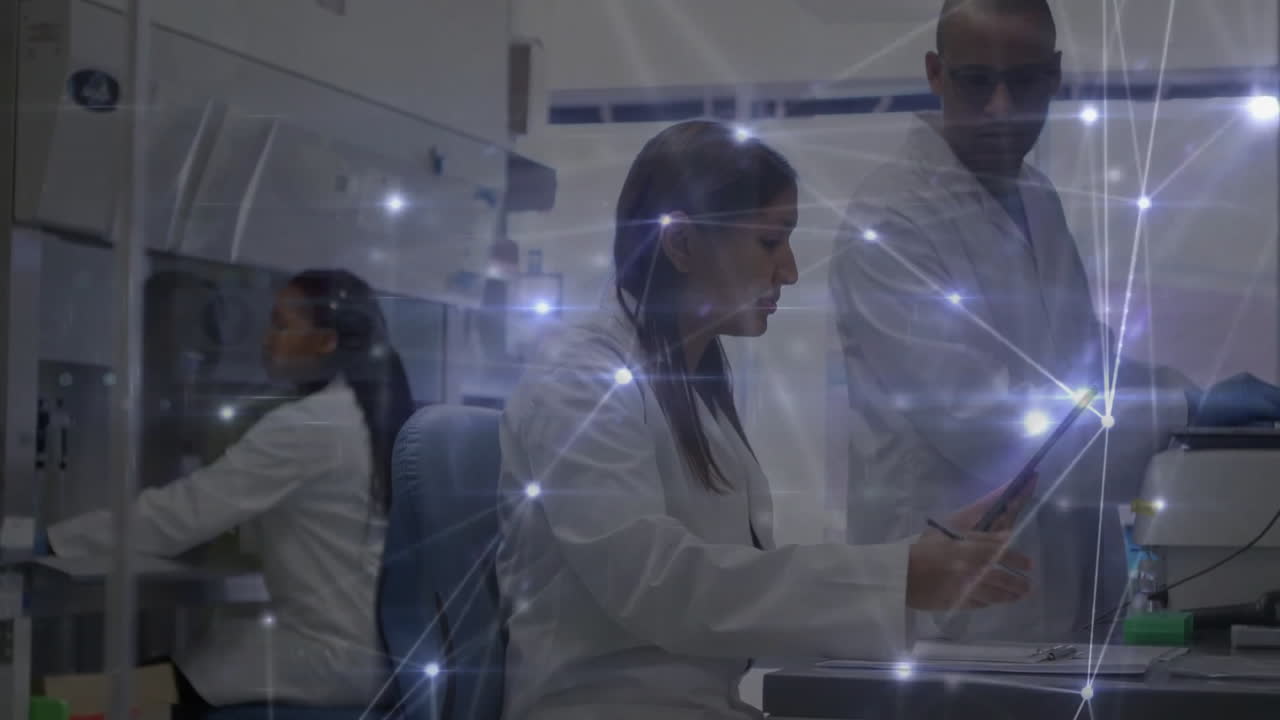 animación de la red de conexiones entre diversos científicos en el laboratorio