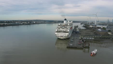 a cruiser in port of tilbury