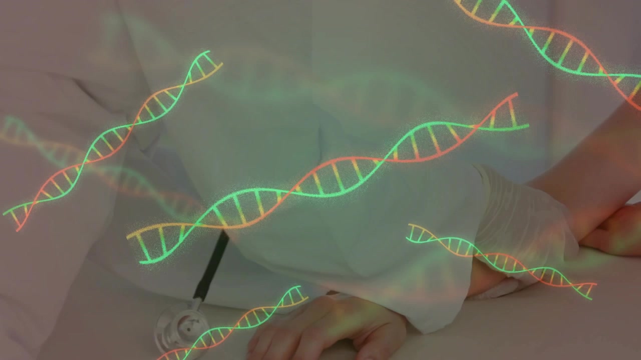 Oturan kadın, eğitim amaçlı tıbbi muayene gösterirken, neon DNA sarmalı gövde üzerinde geziniyor ve bir klip gösteriliyor.
