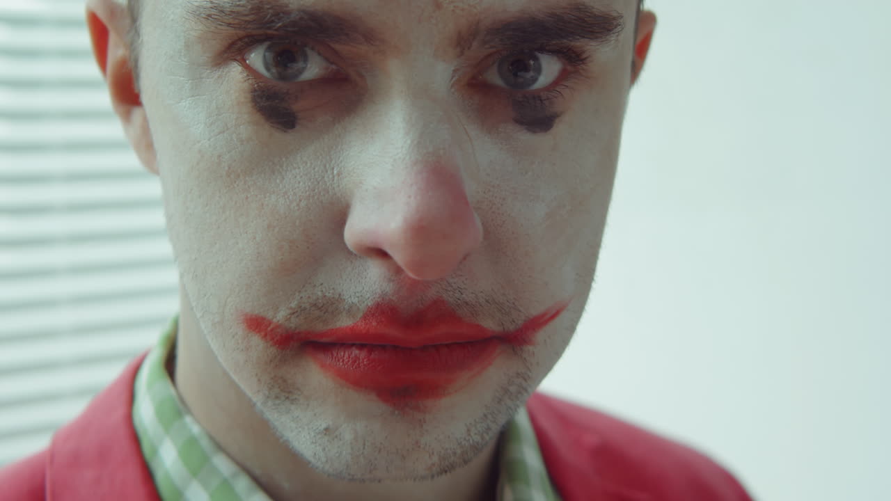 retrato de un payaso en el hospital