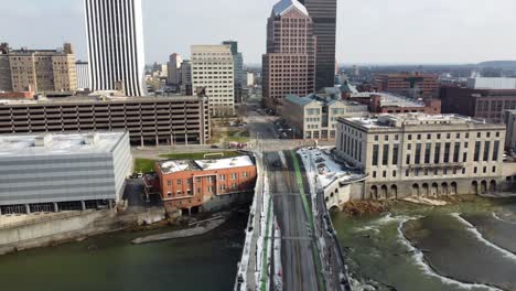 Puente-De-Broad-Street-En-Rochester,-Nueva-York