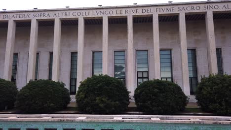 Building-with-typical-Italian-fascist-era-architecture-in-EUR,-a-district-of-Rome