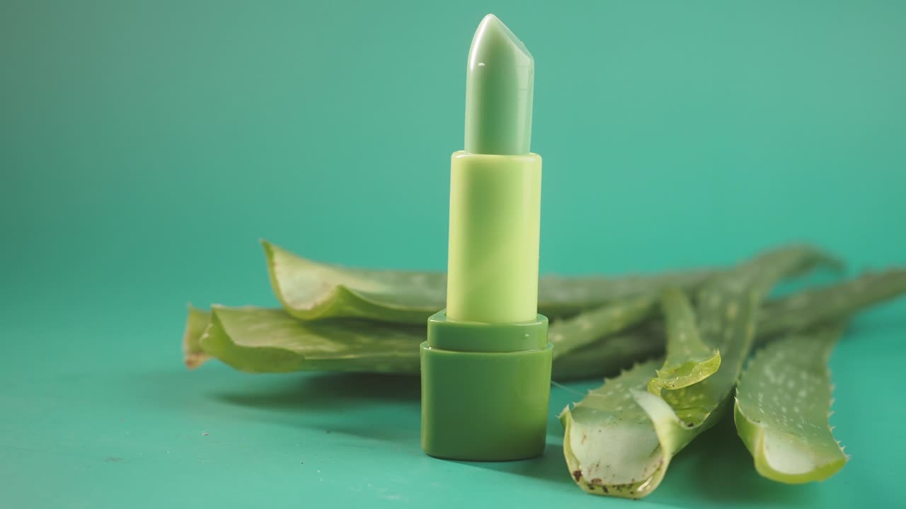 lápiz labial de aloe vera verde